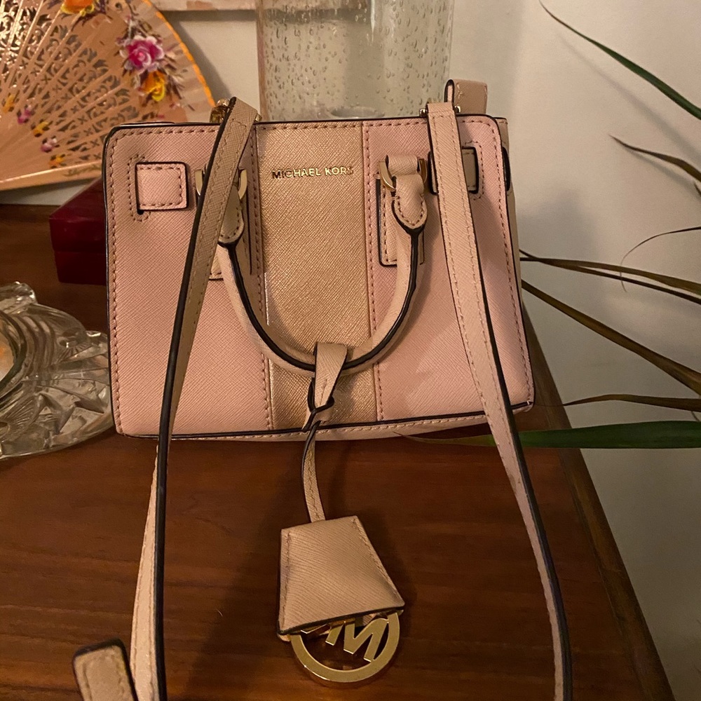 Small crossbody Micheal Kors bag